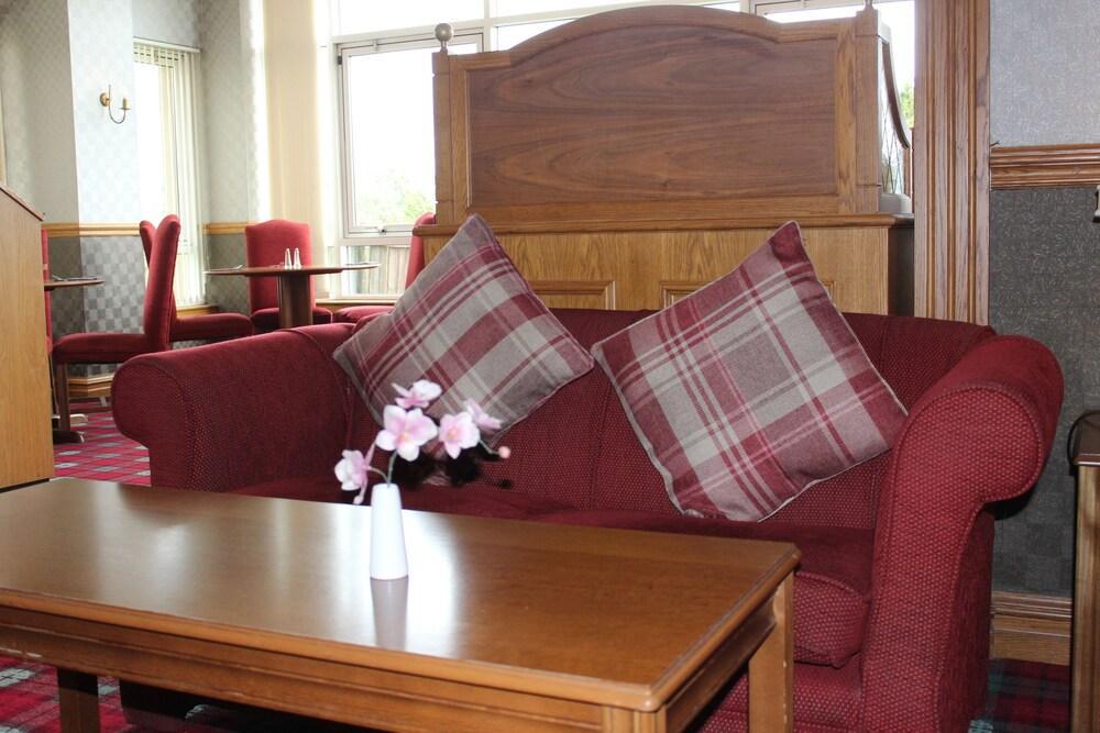 Cairn Hotel Bathgate Exteriér fotografie