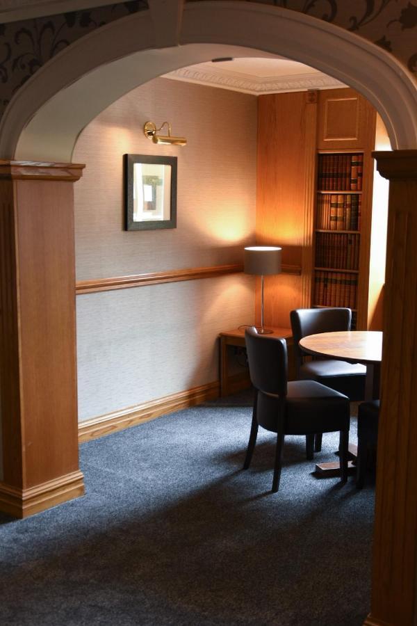 Cairn Hotel Bathgate Exteriér fotografie