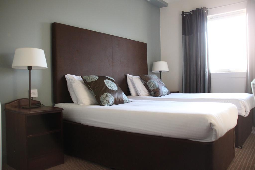 Cairn Hotel Bathgate Exteriér fotografie