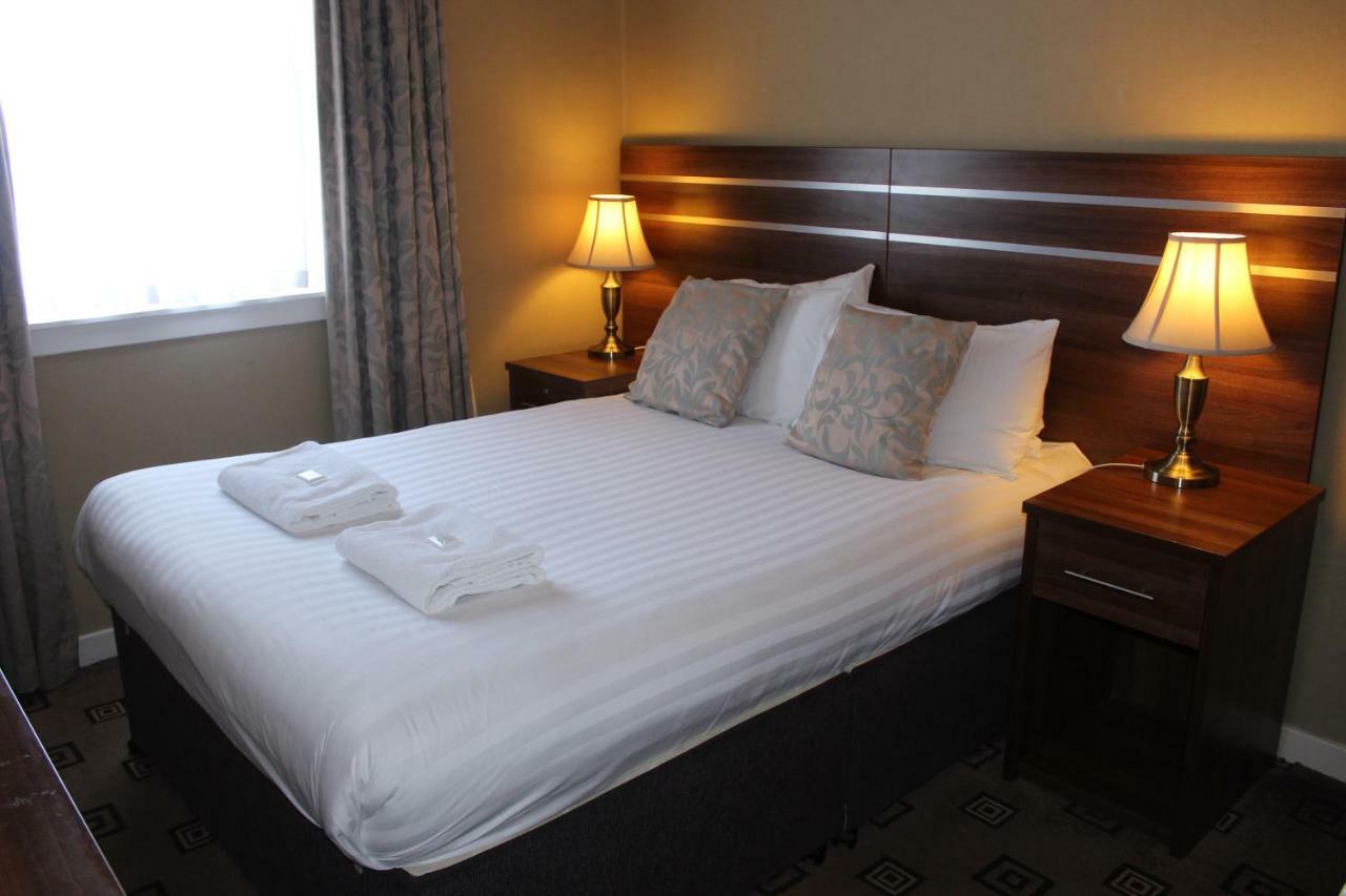 Cairn Hotel Bathgate Exteriér fotografie